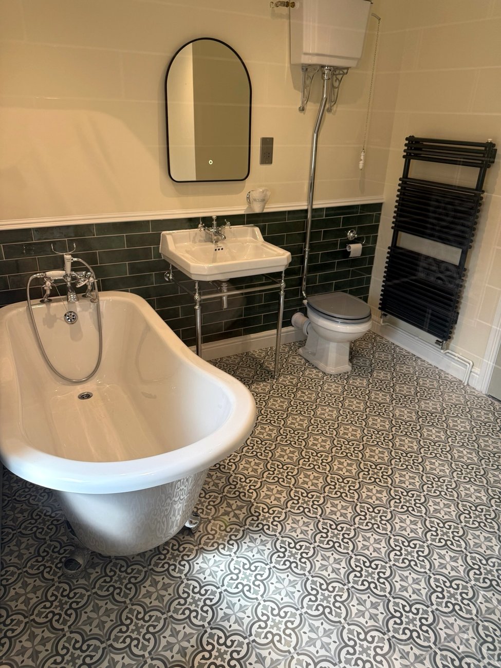 Kitchen sink and mixer tap